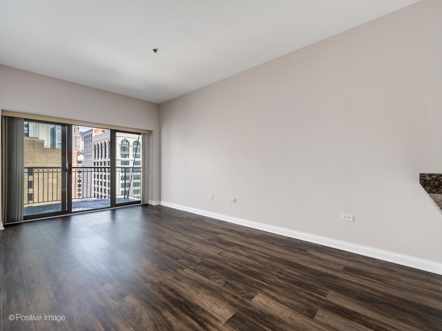 8 W Monroe Street Unit: 1408