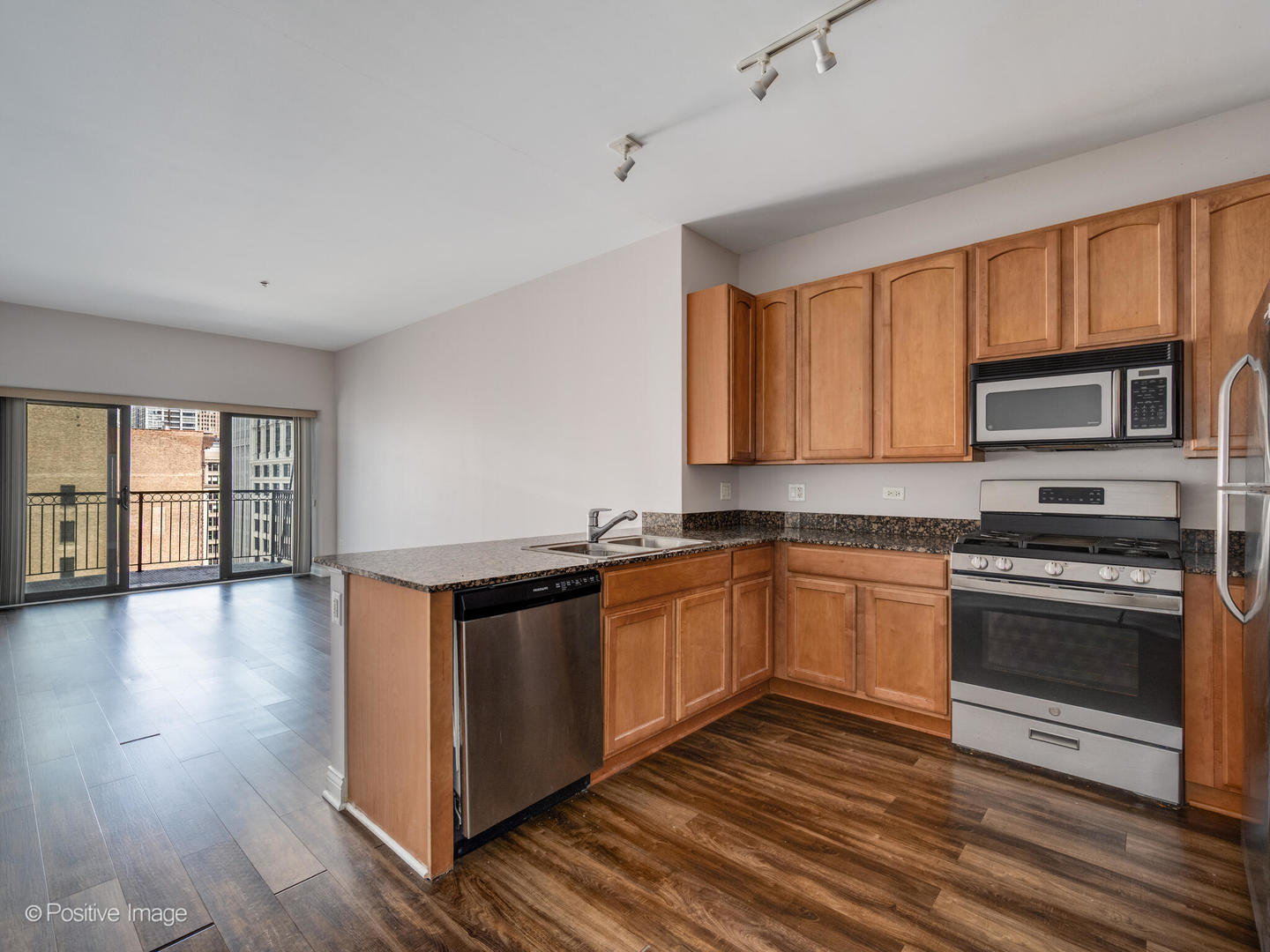 8 W Monroe Street Unit: 1408