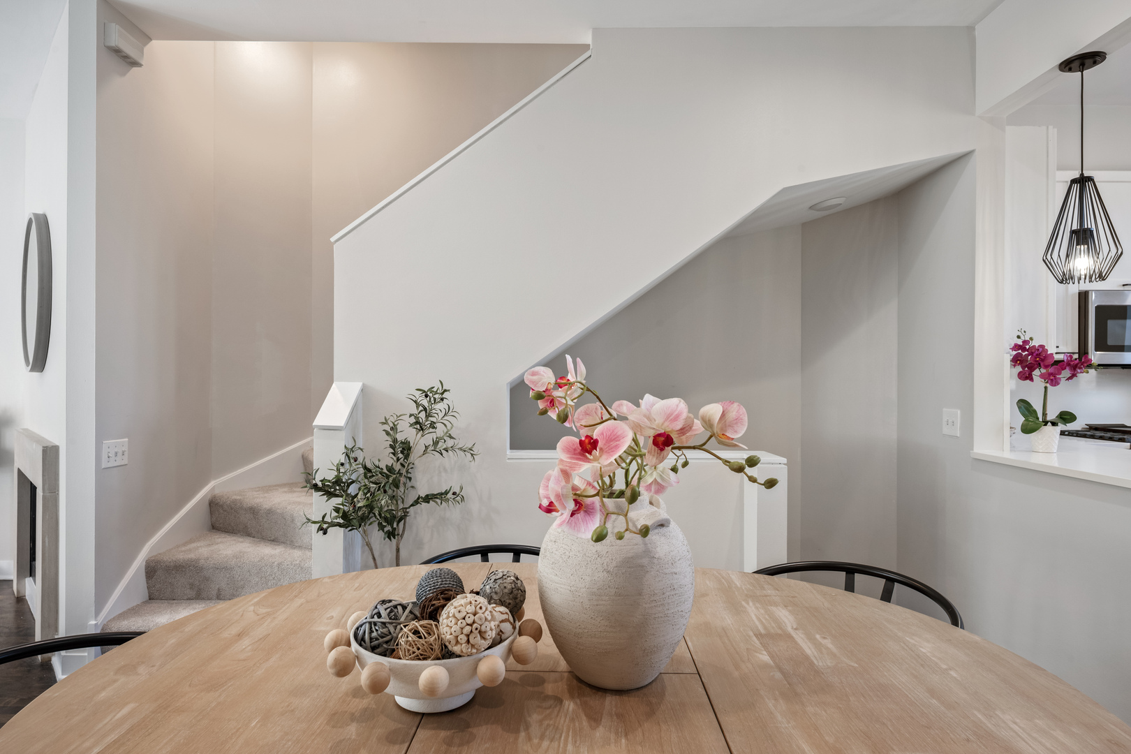 1236 W Cottage Place Unit: 1236