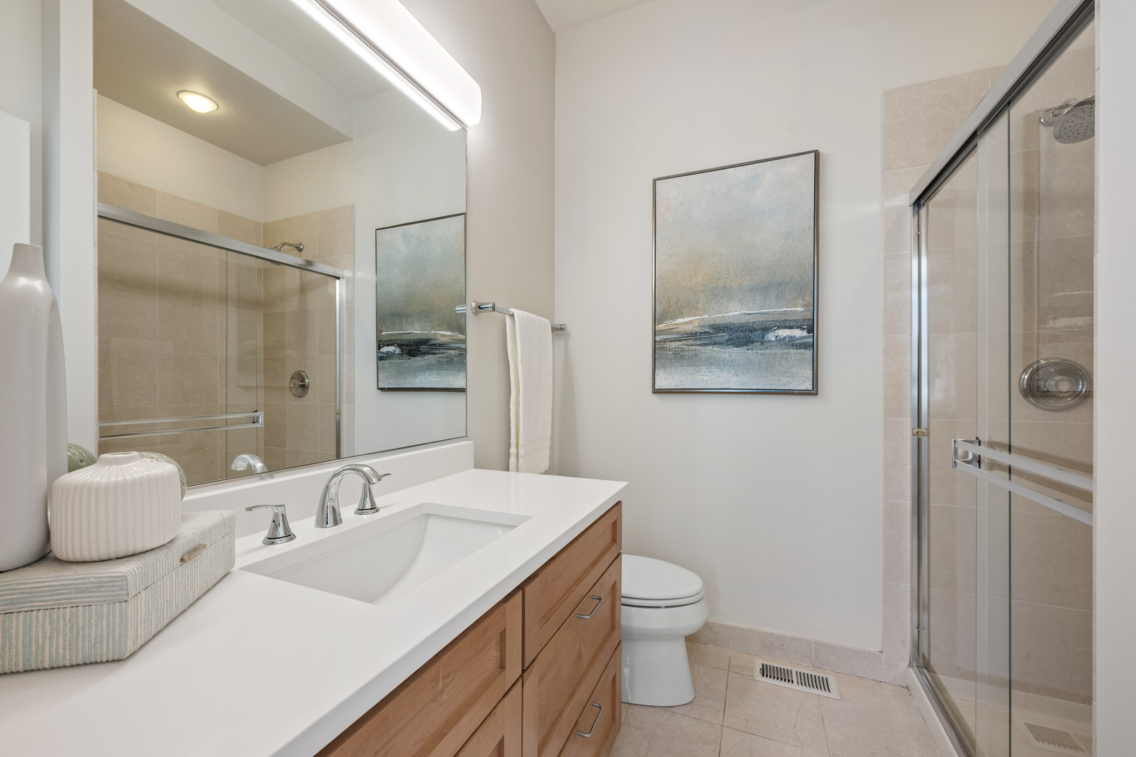 1236 W Cottage Place Unit: 1236