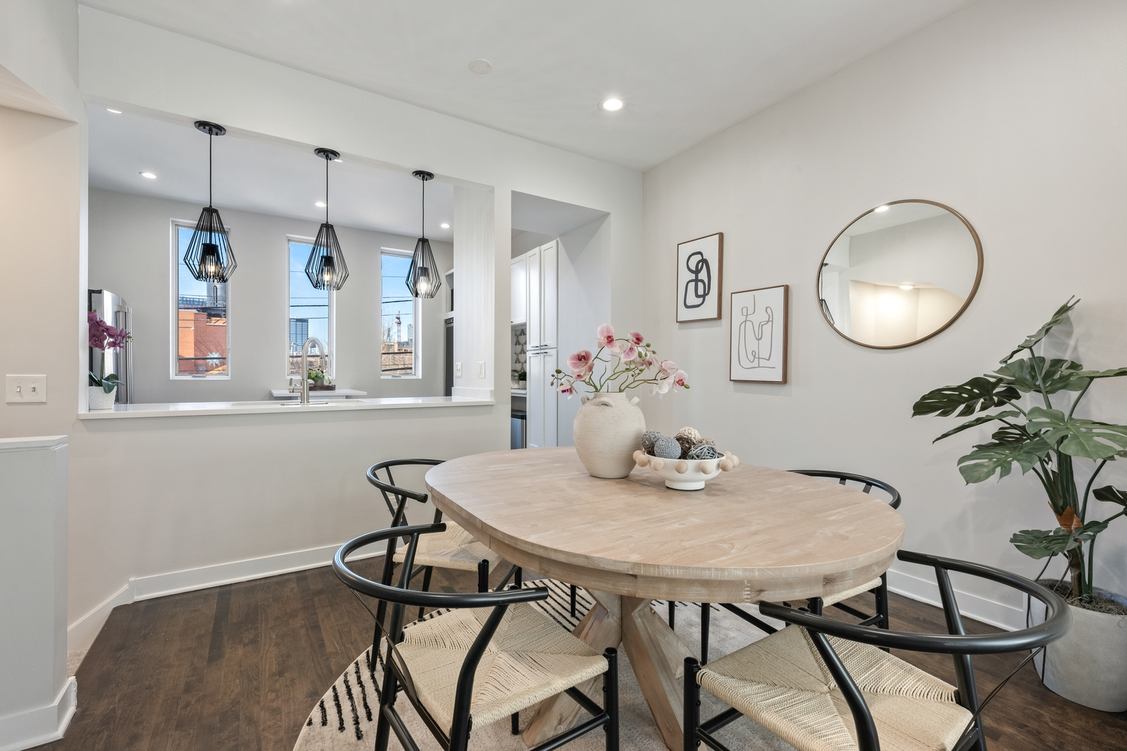 1236 W Cottage Place Unit: 1236