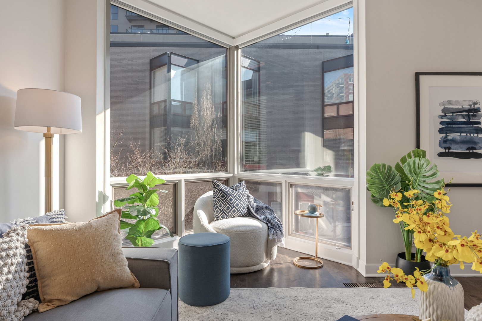 1236 W Cottage Place Unit: 1236