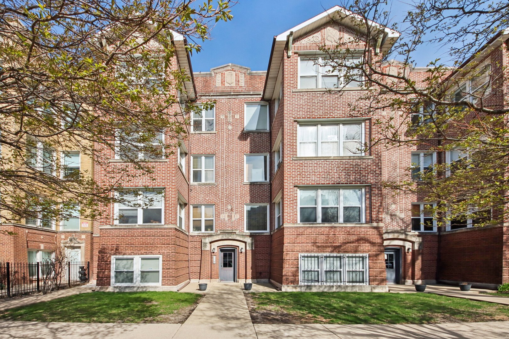 4907 N Lawndale Avenue Unit: 2
