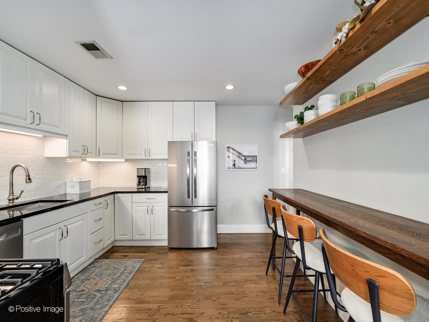 3903 N Seeley Avenue Unit: 3