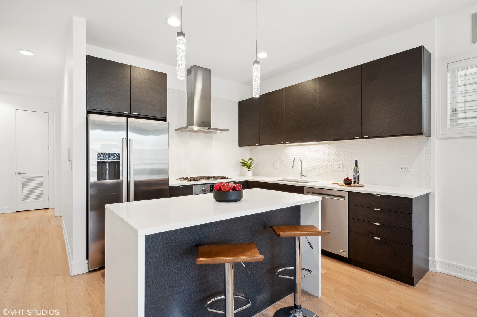 1021 N Hermitage Avenue Unit: 2