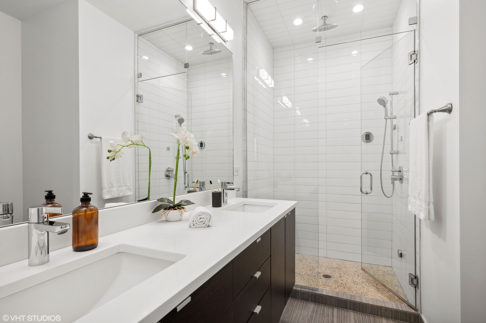 1021 N Hermitage Avenue Unit: 2