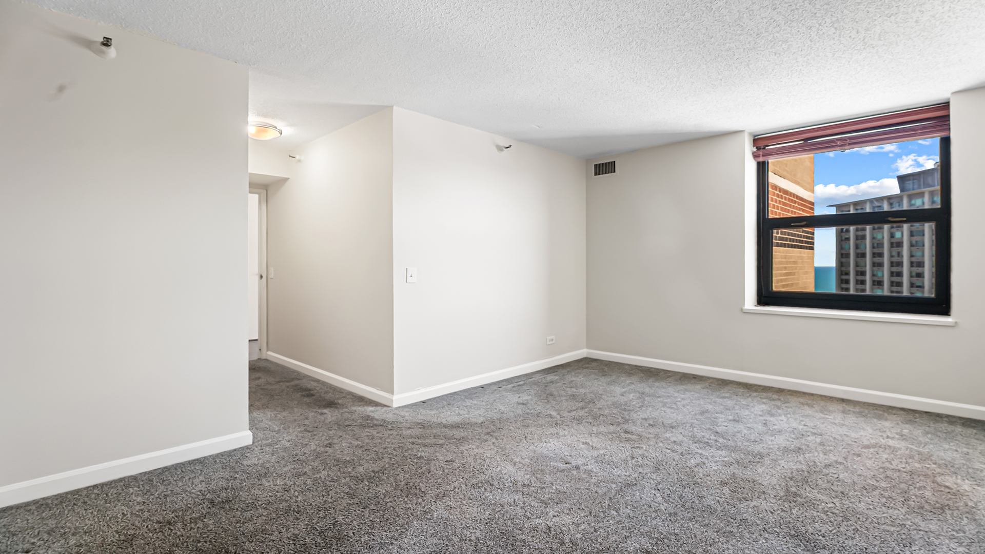 3660 N LAKE SHORE Drive Unit: 2203