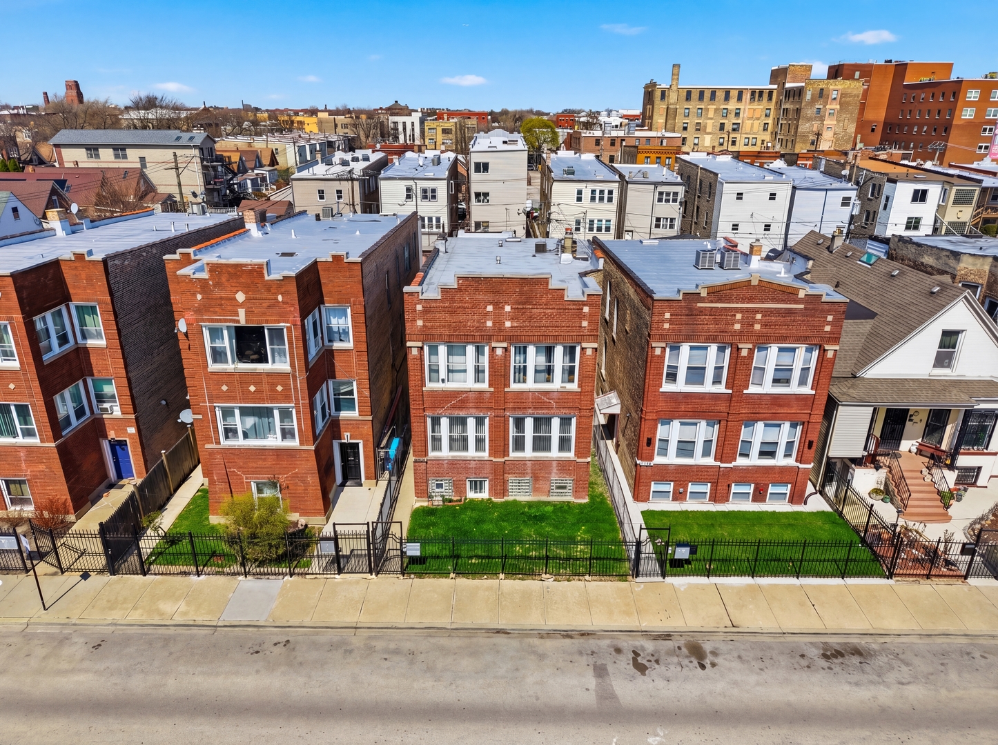 3240 W Cortez Street