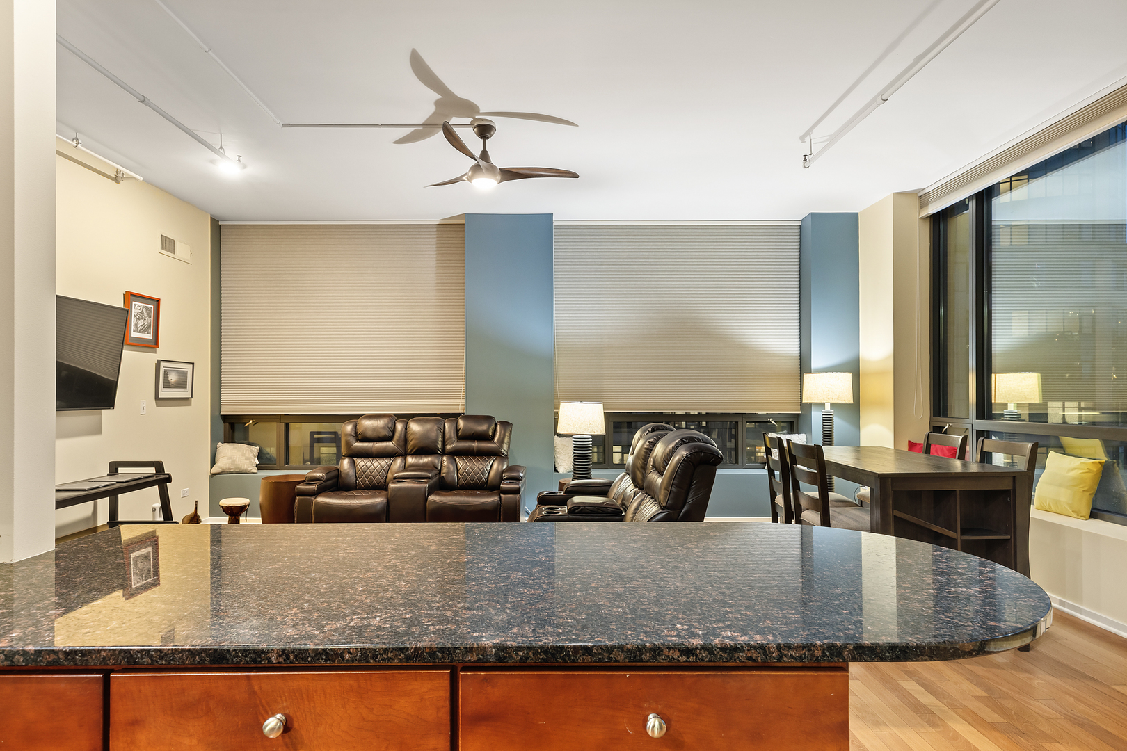 520 S State Street Unit: 1201