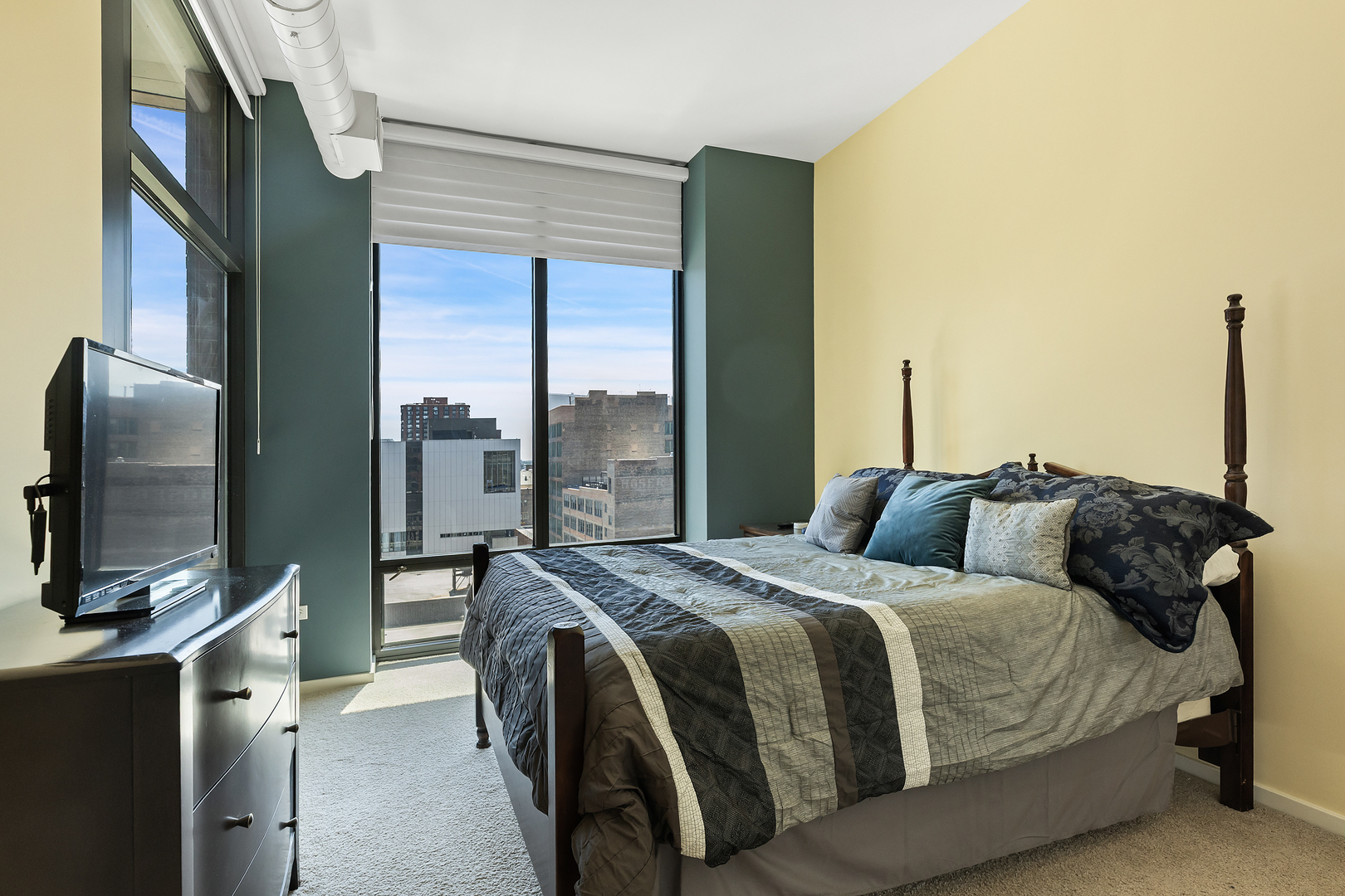 520 S State Street Unit: 1201
