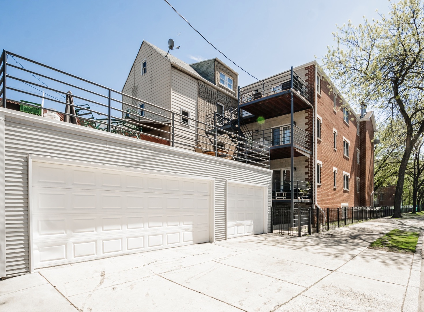 1436 W Huron Street Unit: 3