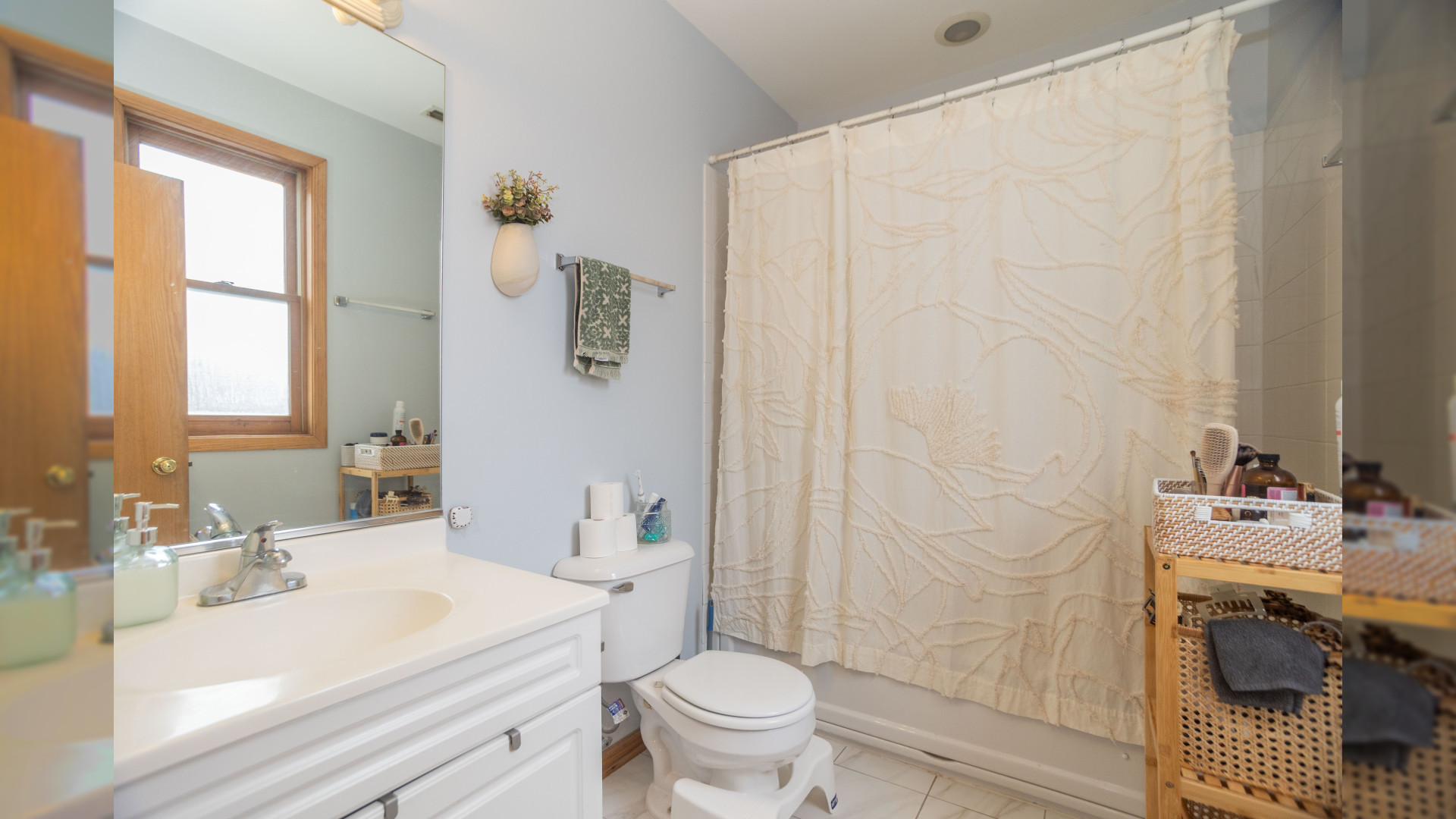 1436 W Huron Street Unit: 3