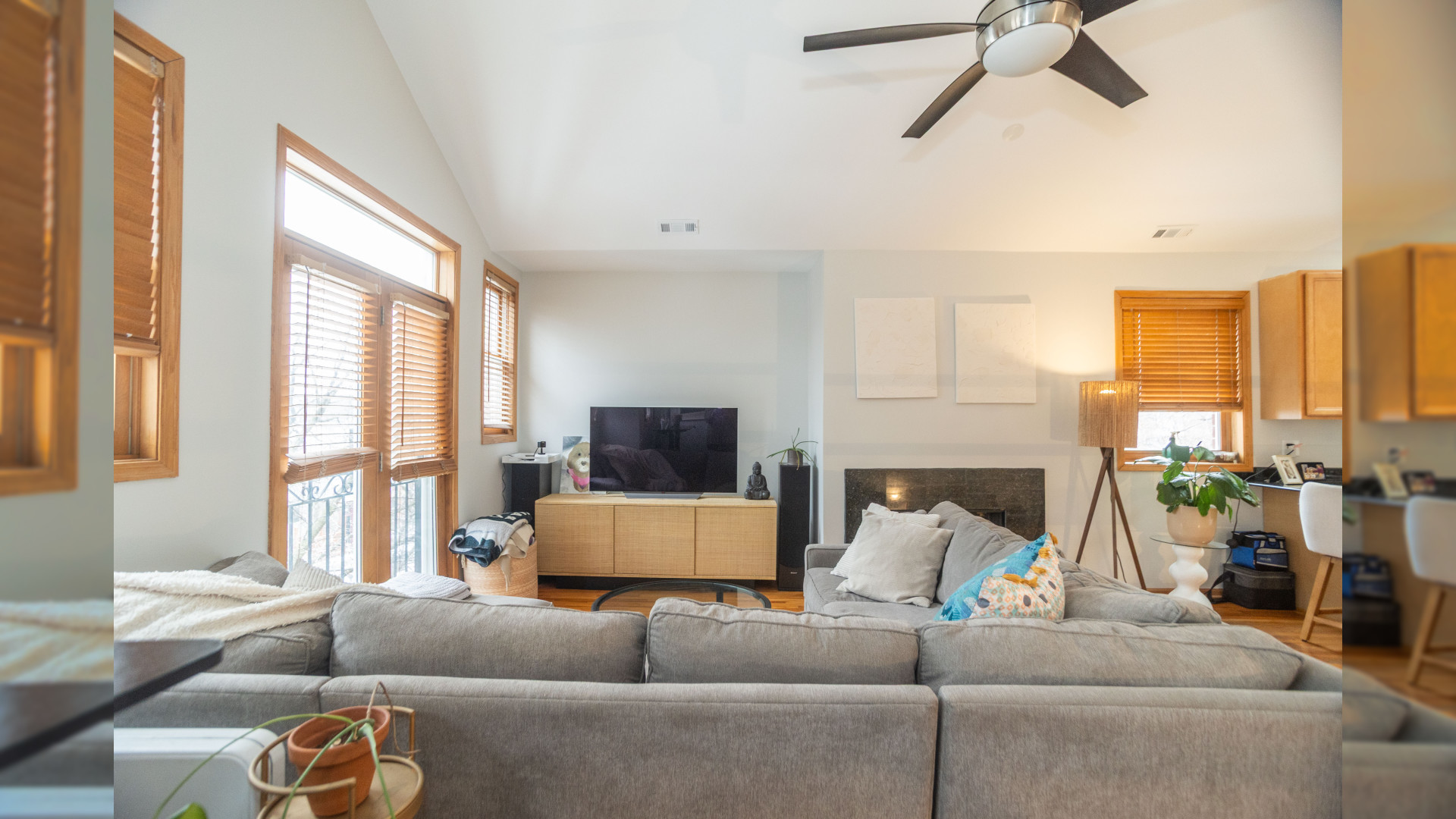 1436 W Huron Street Unit: 3