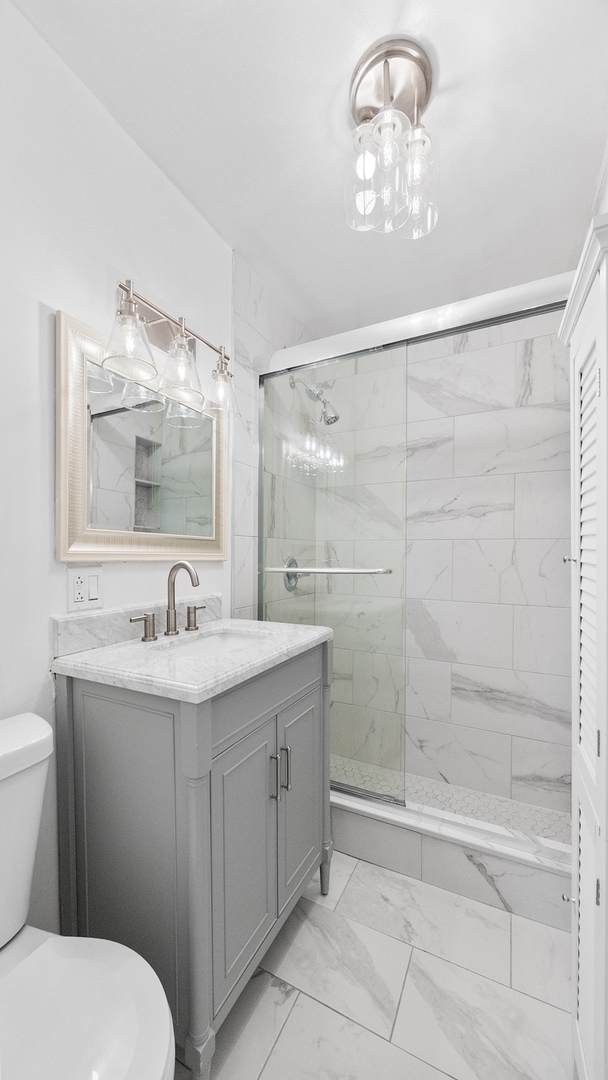 40 E Cedar Street Unit: 18A