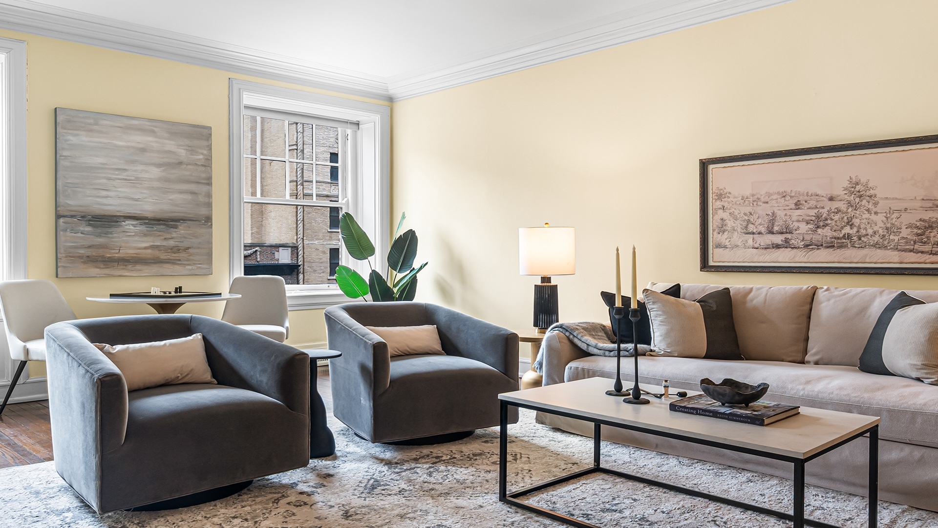 227 E Delaware Place Unit: 8C