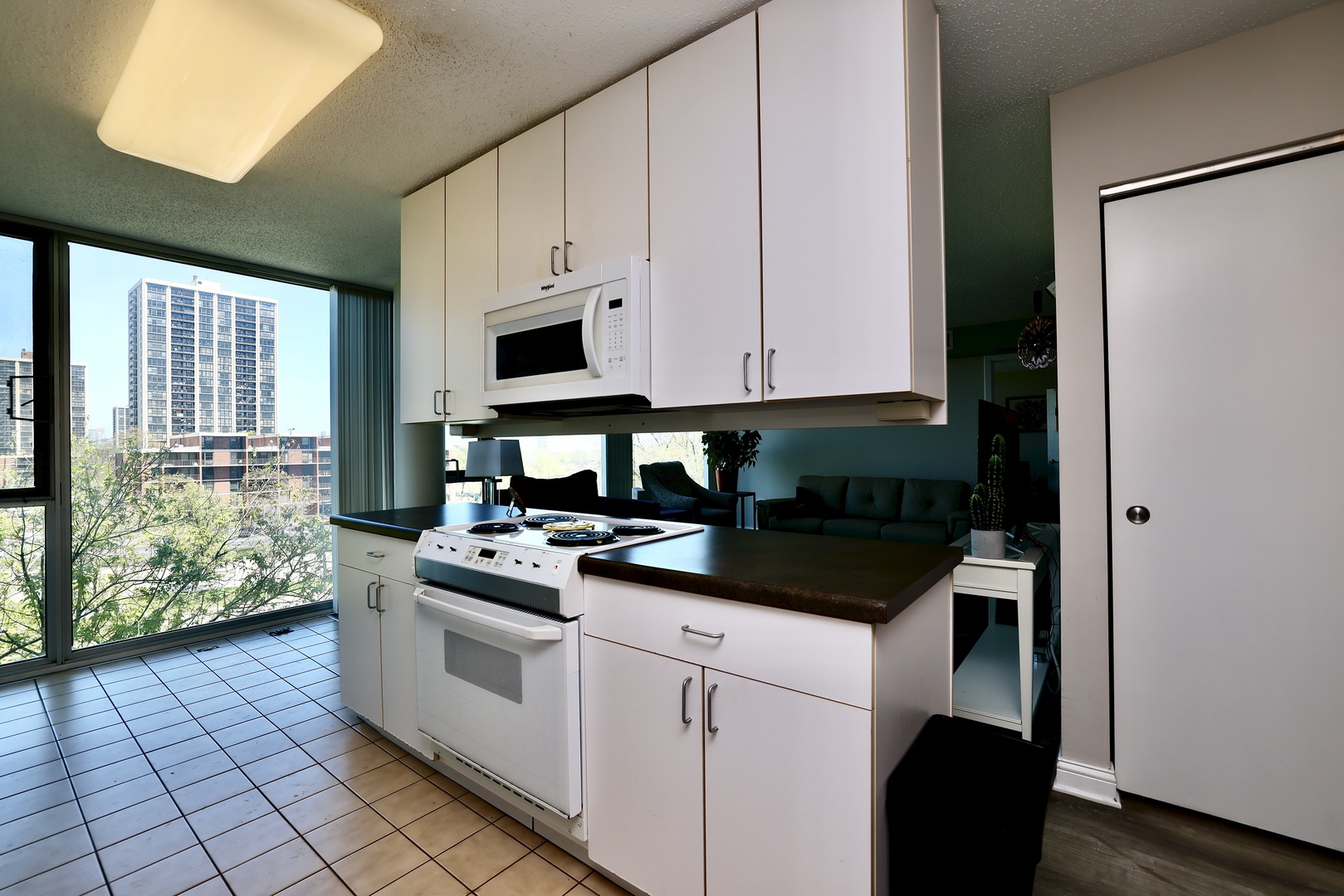 3115 S Michigan Avenue Unit: 504