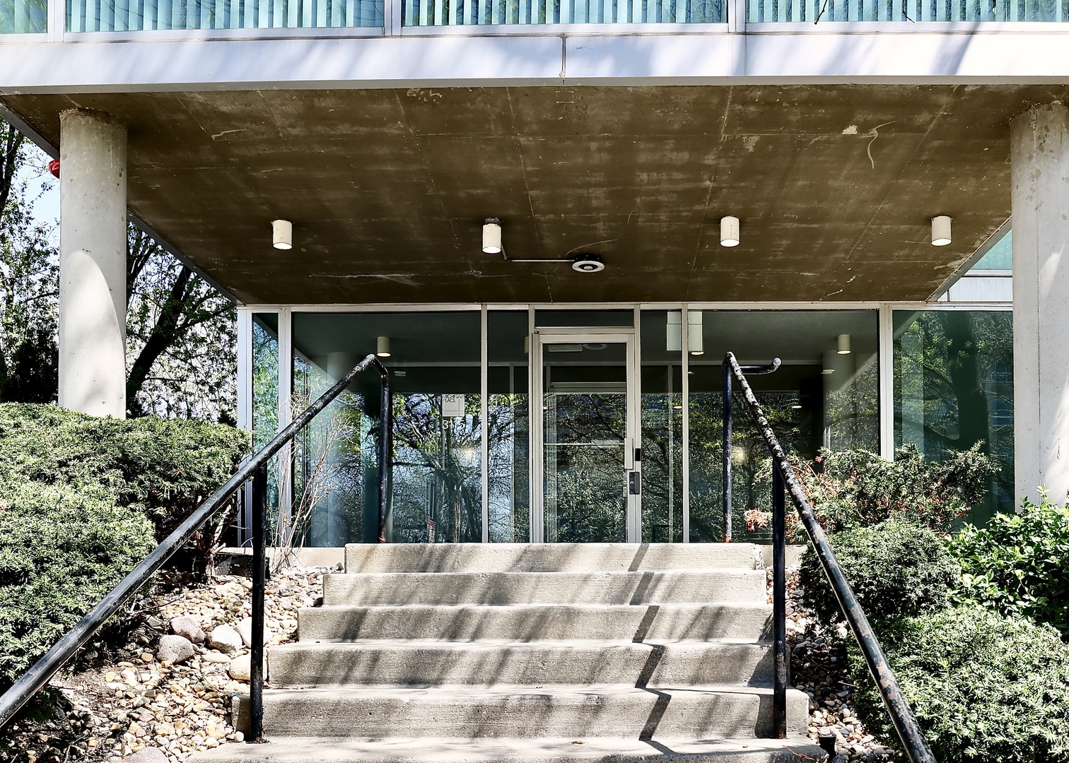 3115 S Michigan Avenue Unit: 504