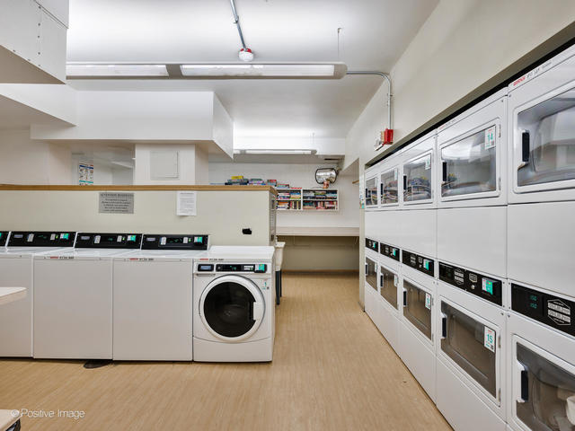 230 E Ontario Street Unit: 2503