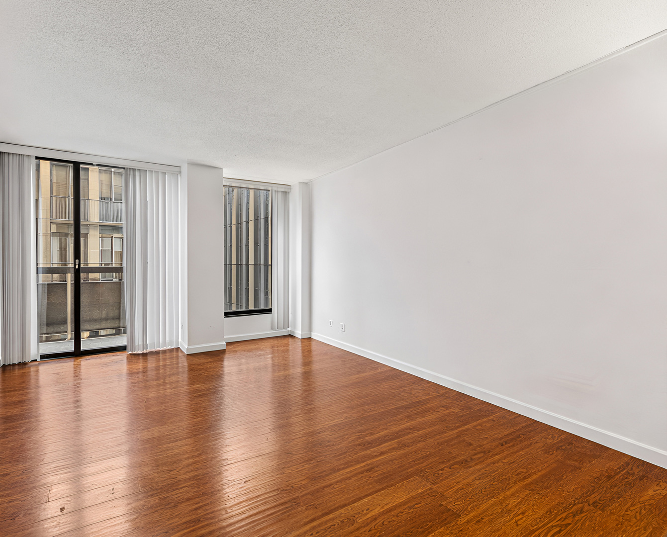 230 E Ontario Street Unit: 2503