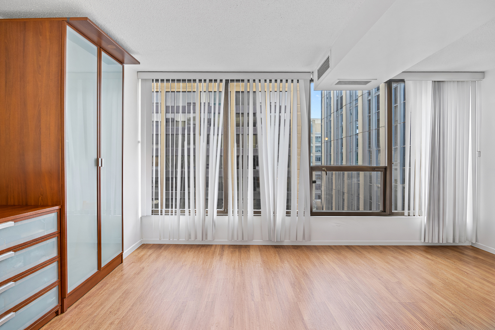 230 E Ontario Street Unit: 2503