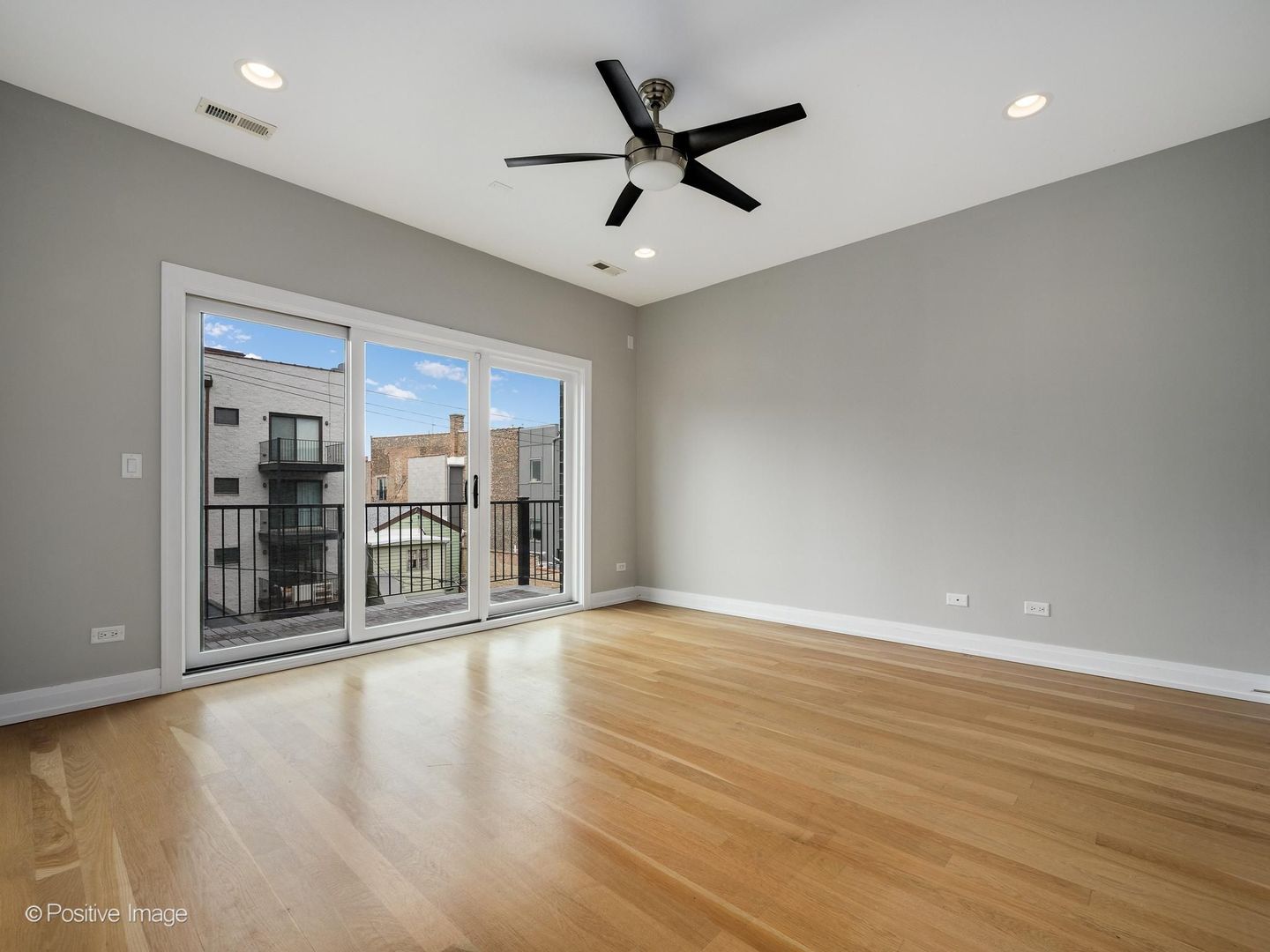 1525 W Fry Street Unit: 3