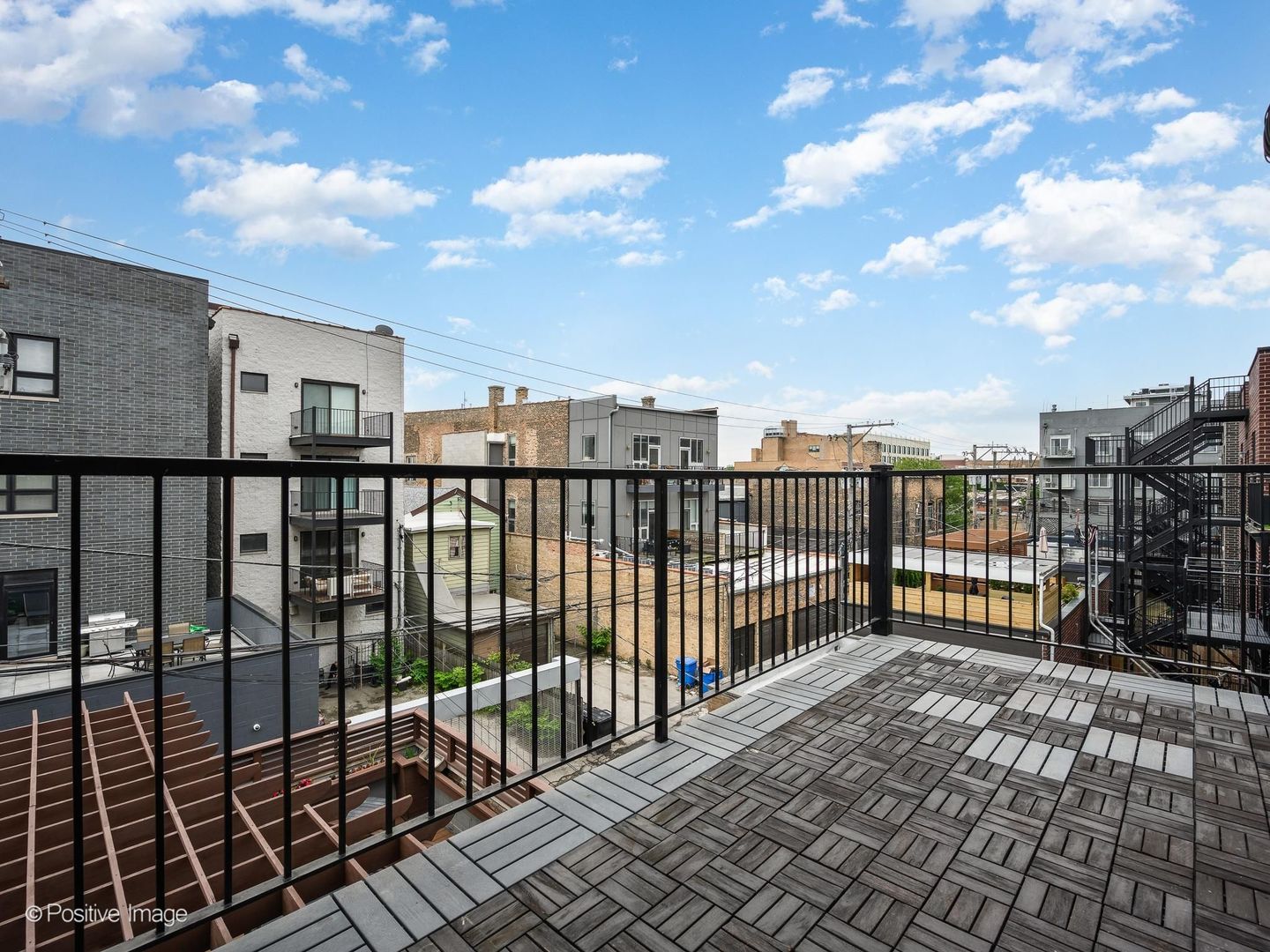 1525 W Fry Street Unit: 3