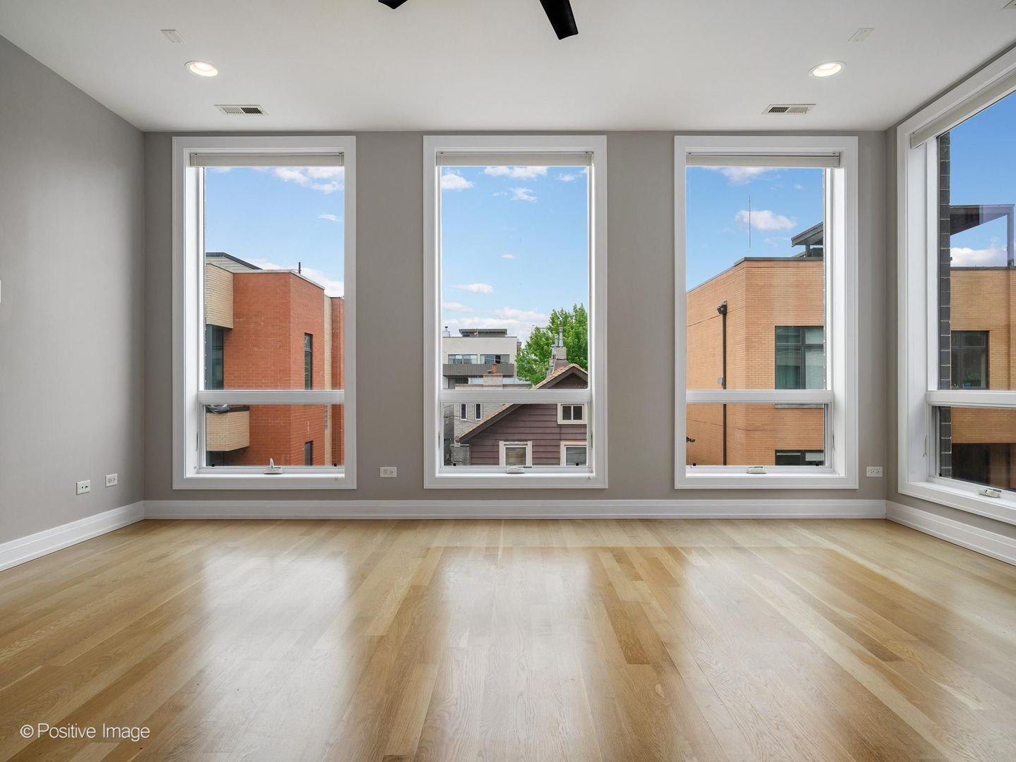 1525 W Fry Street Unit: 3