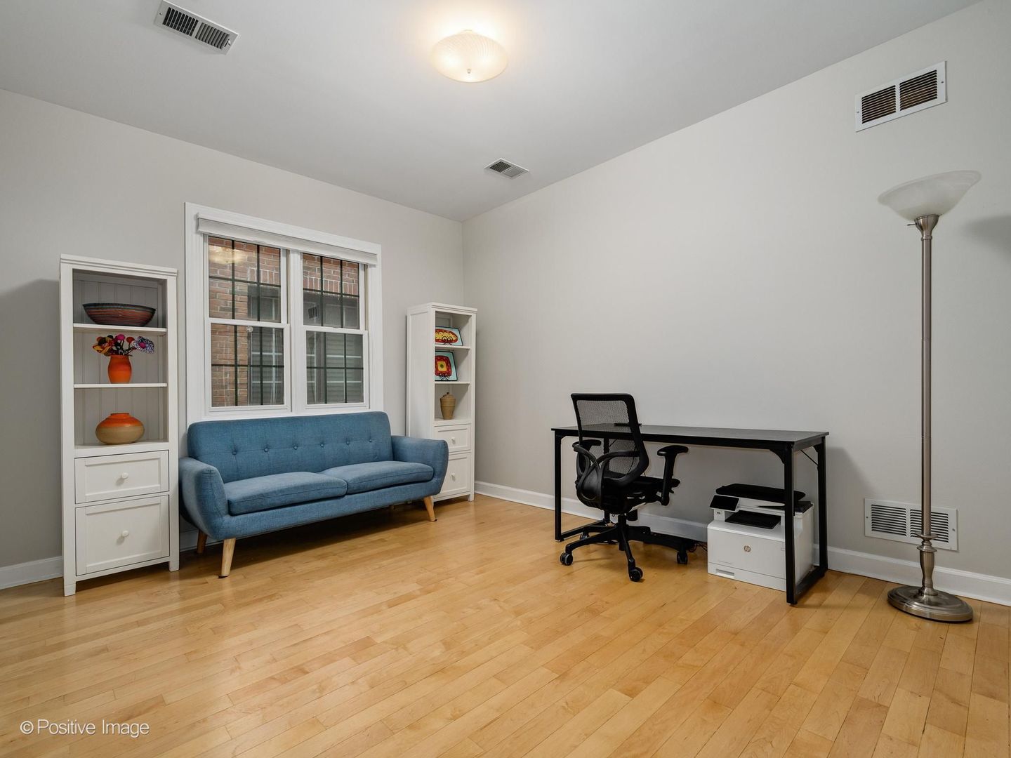 2451 N Janssen Avenue Unit: 3