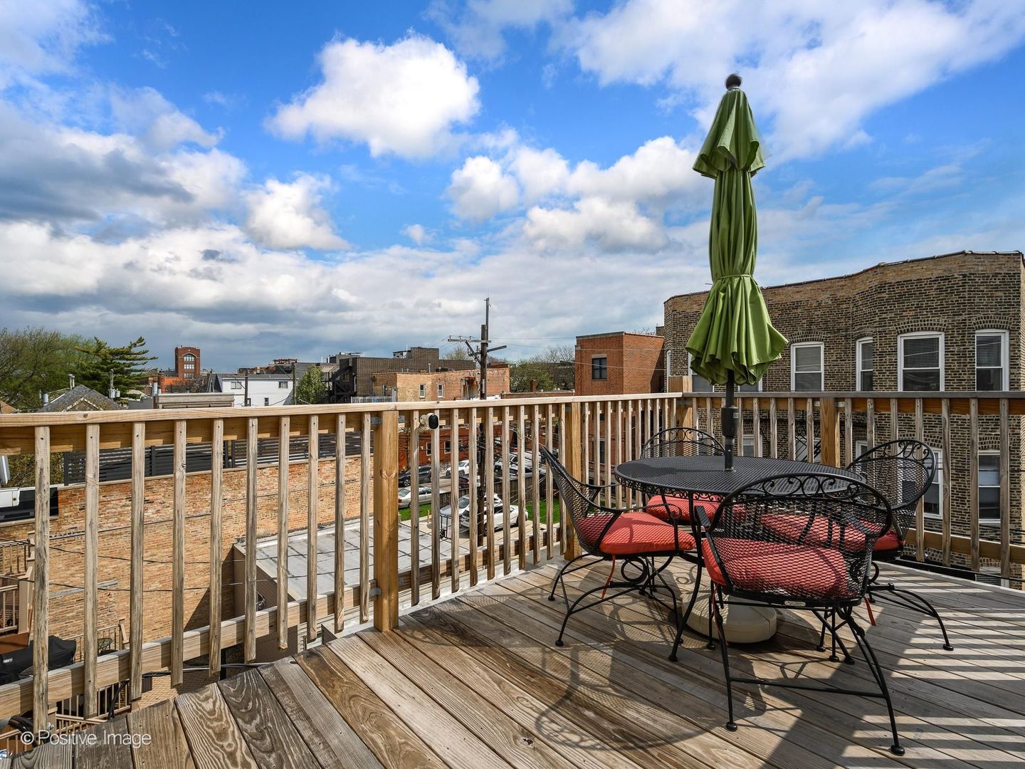 2451 N Janssen Avenue Unit: 3
