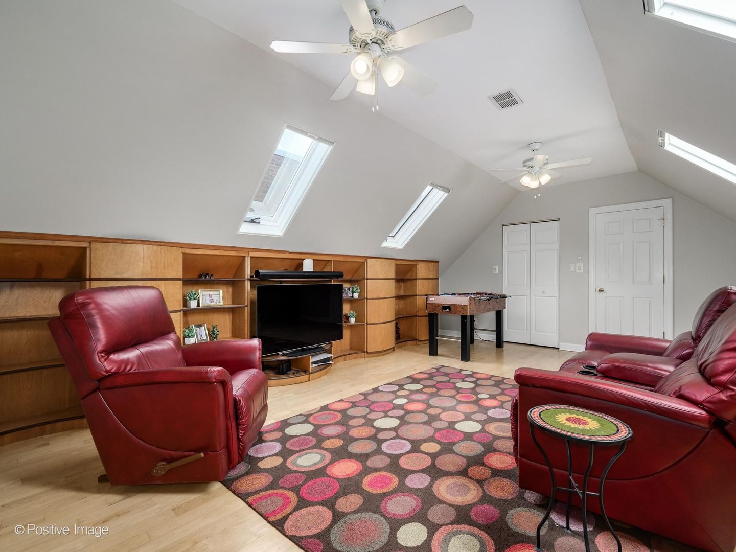 2451 N Janssen Avenue Unit: 3