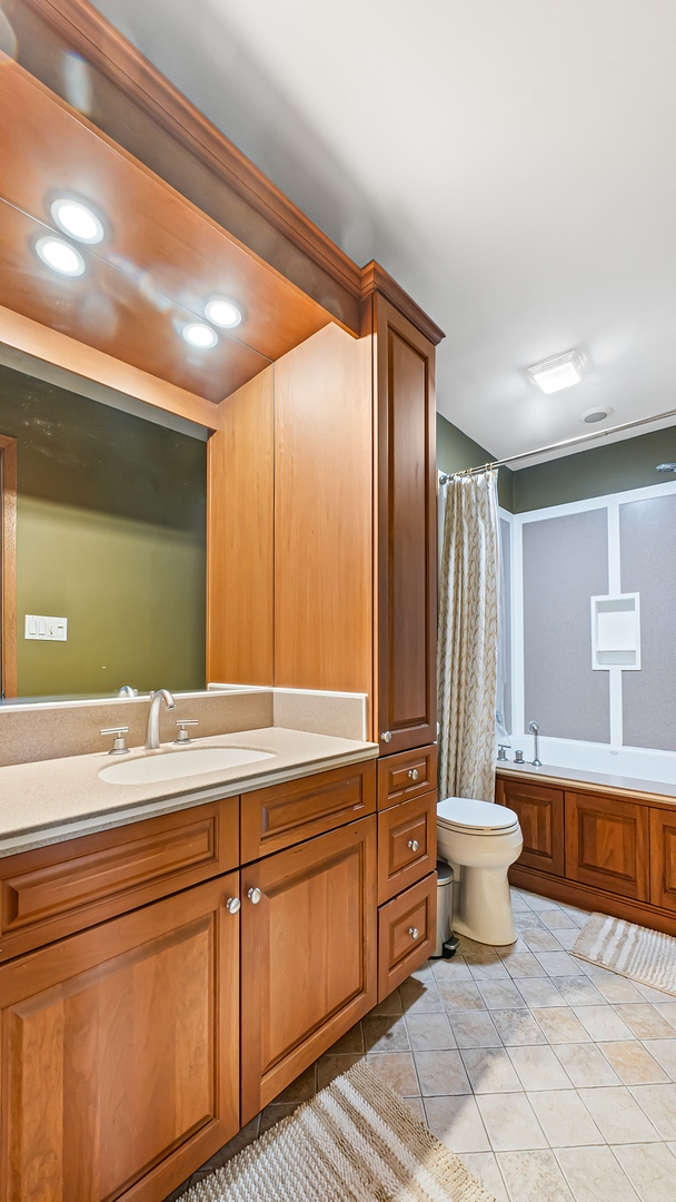 220 Whitewood Drive