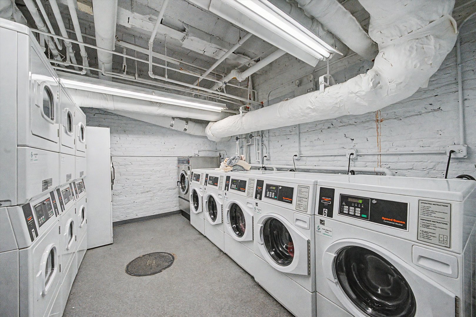 633 S Plymouth Court Unit: 1105