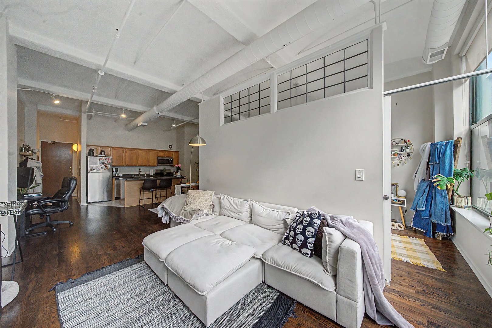 633 S Plymouth Court Unit: 1105