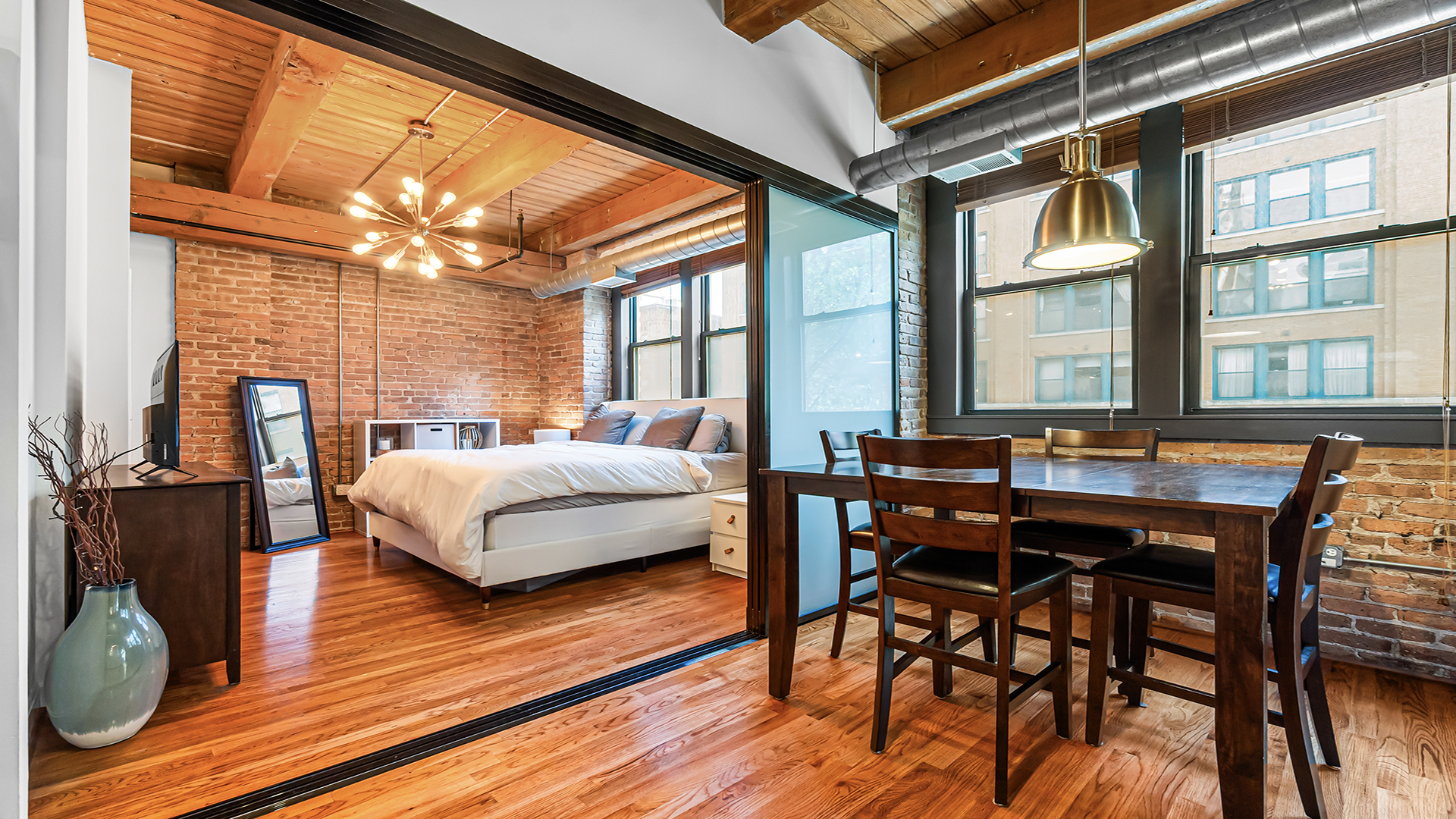 420 W Ontario Street Unit: 301