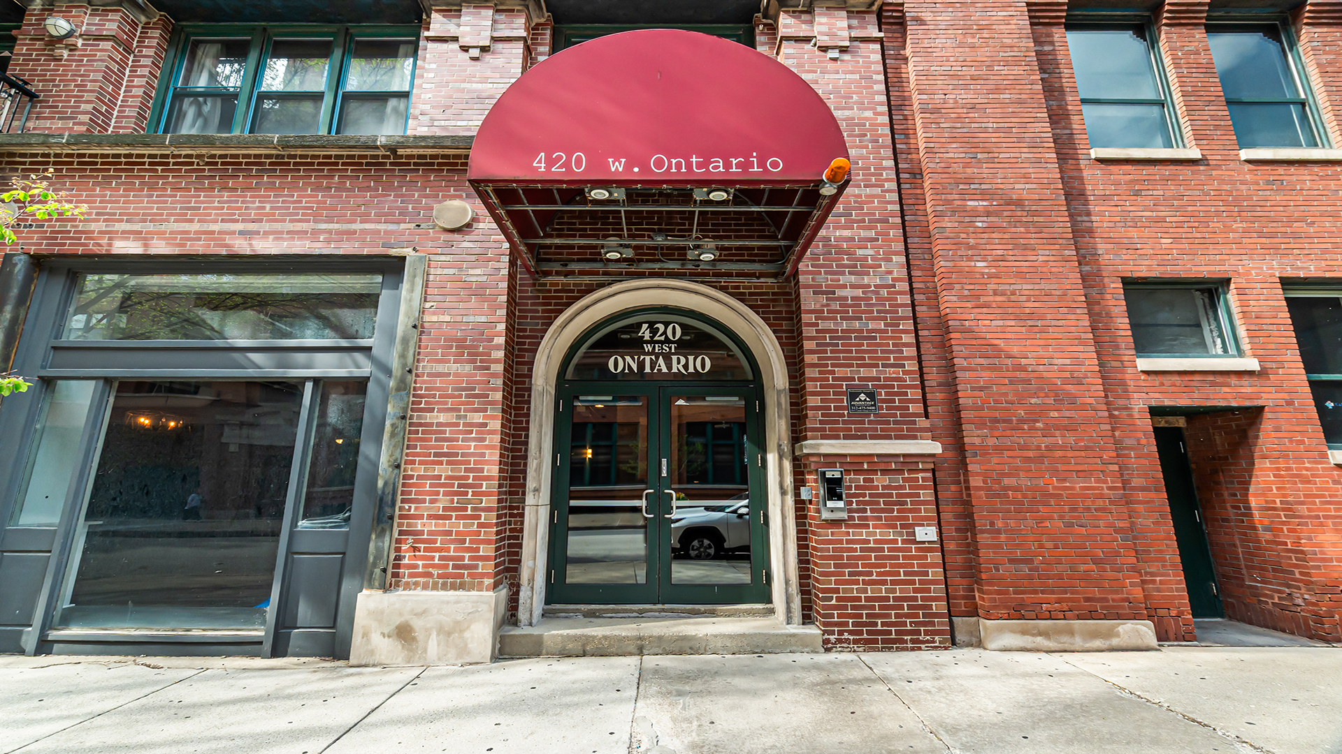 420 W Ontario Street Unit: 301