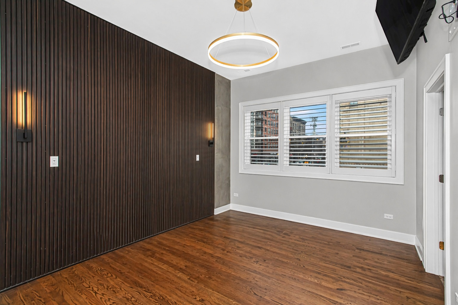 948 W Madison Street Unit: 2NW