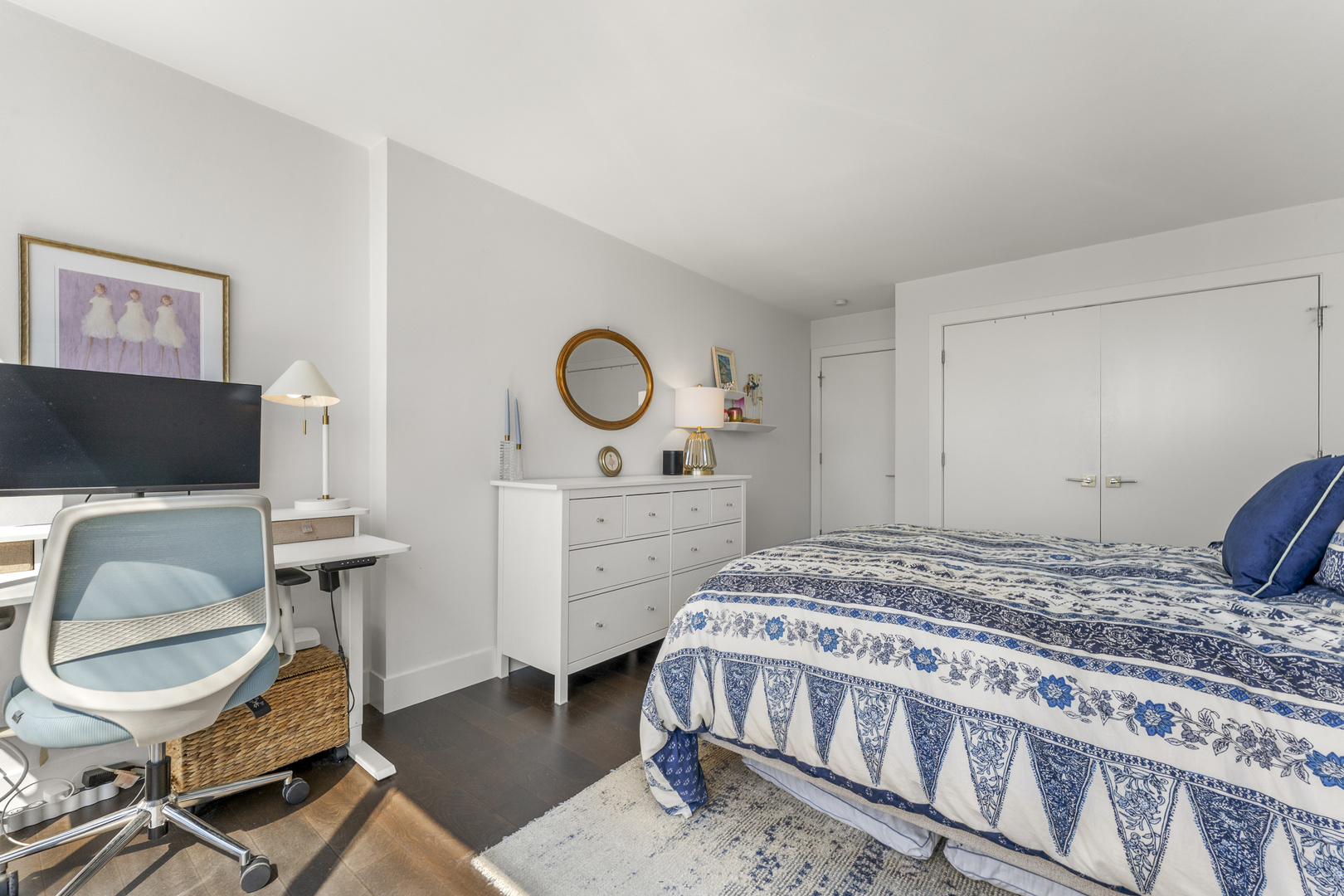 1516 N State Parkway Unit: 16D