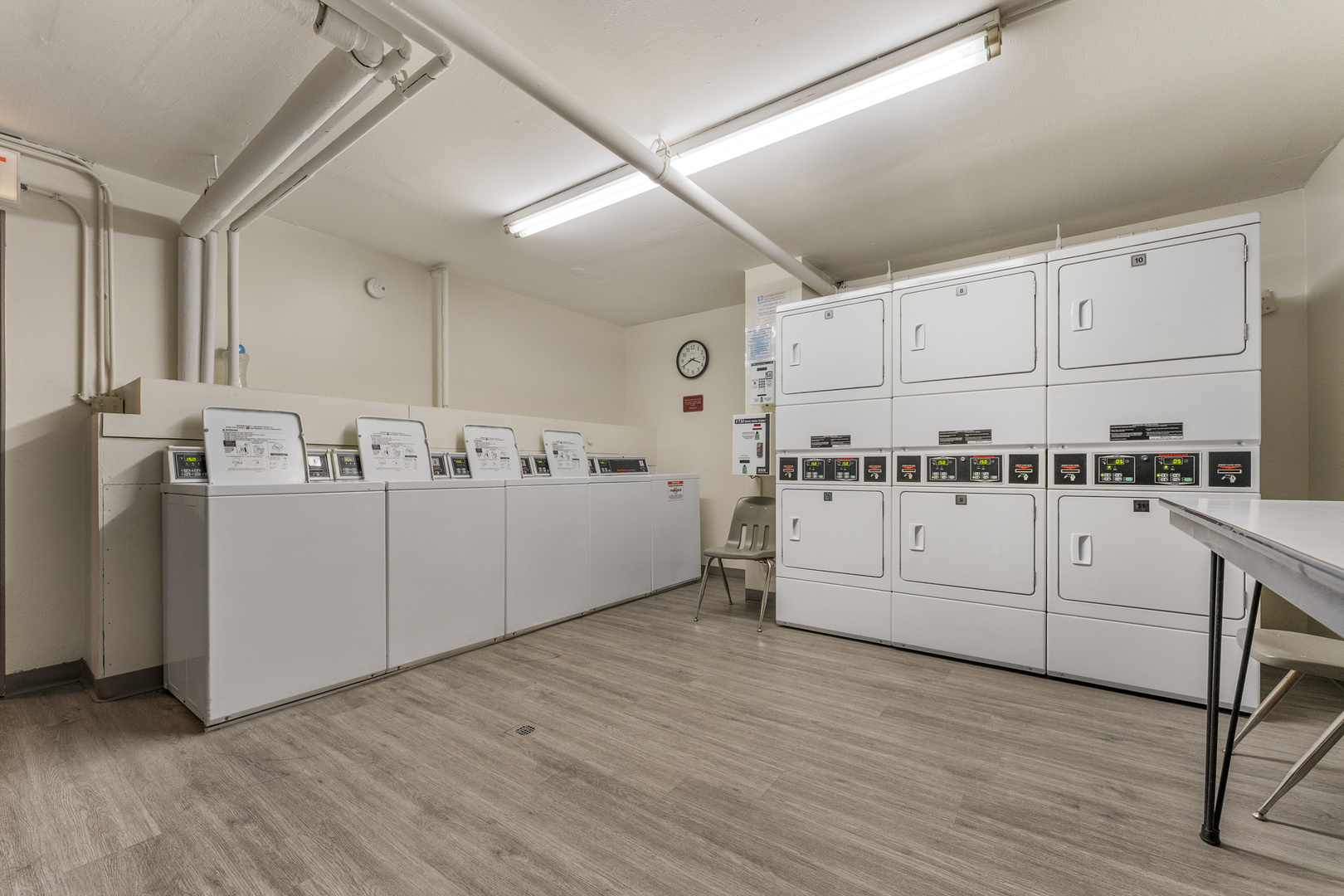 1516 N State Parkway Unit: 16D