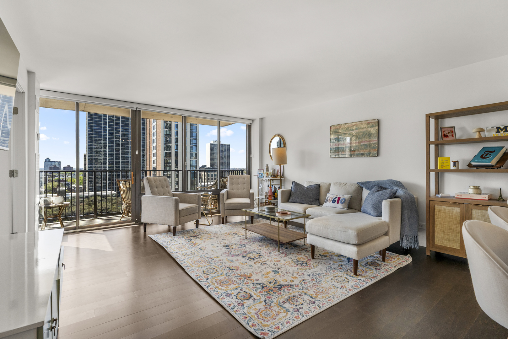 1516 N State Parkway Unit: 16D