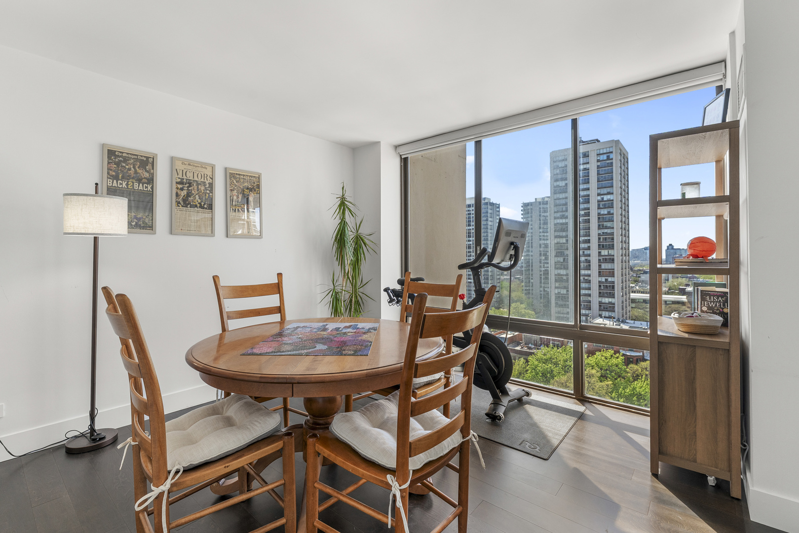 1516 N State Parkway Unit: 16D