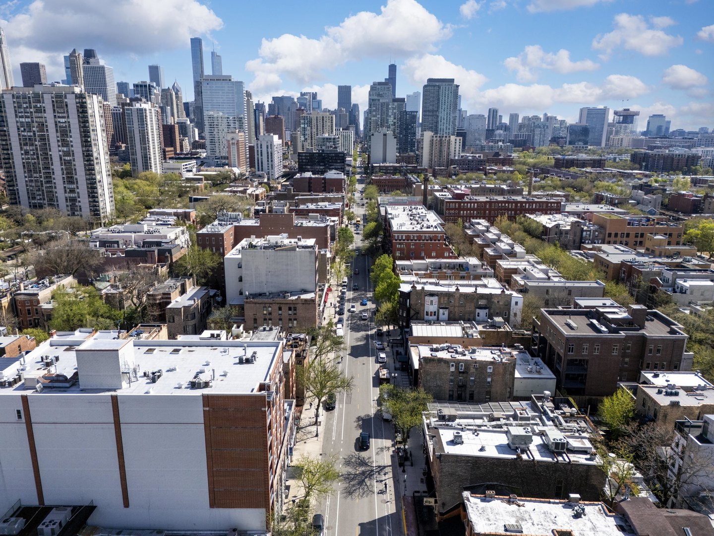 1516 N State Parkway Unit: 16D