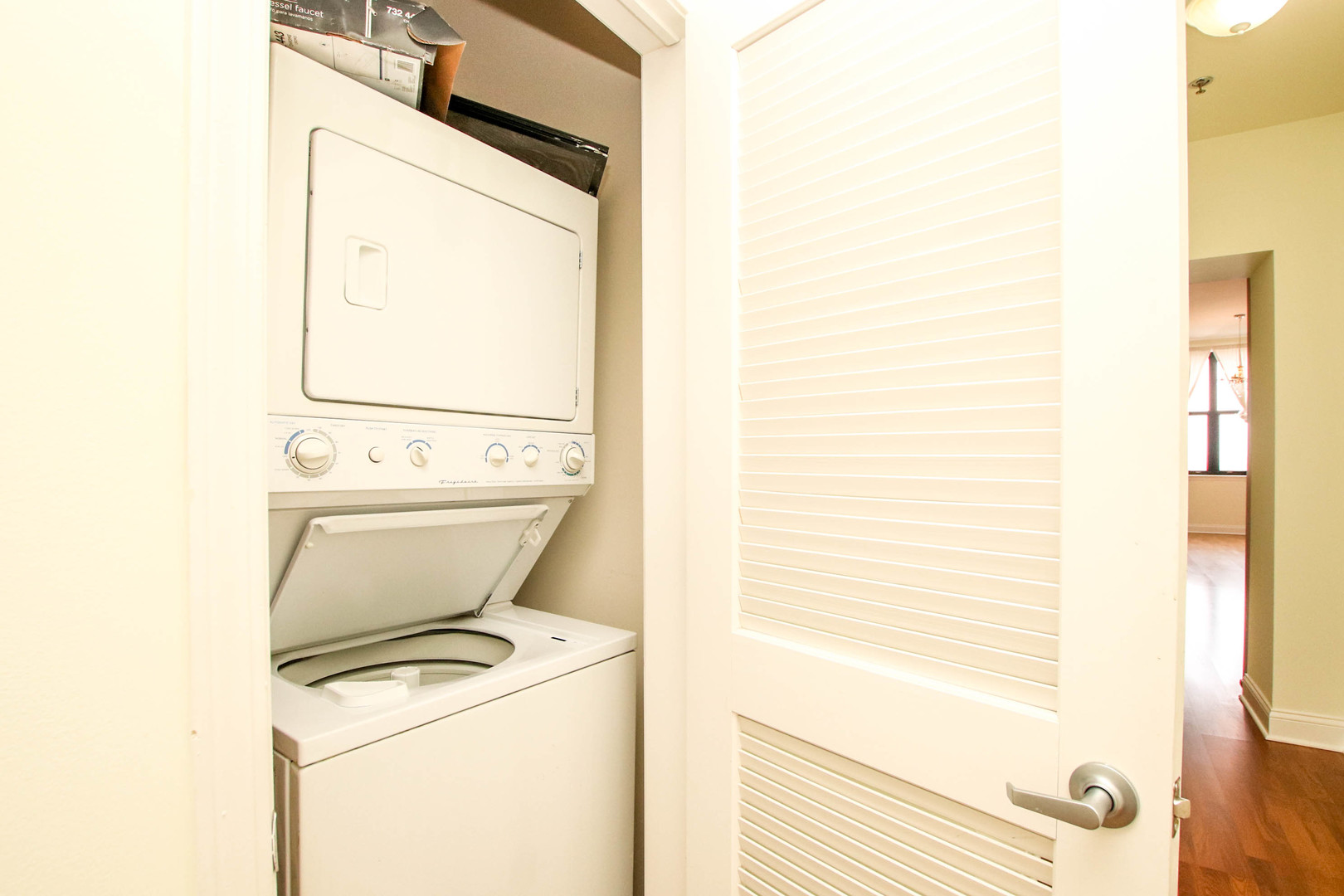 1464 S Michigan Avenue Unit: 1807