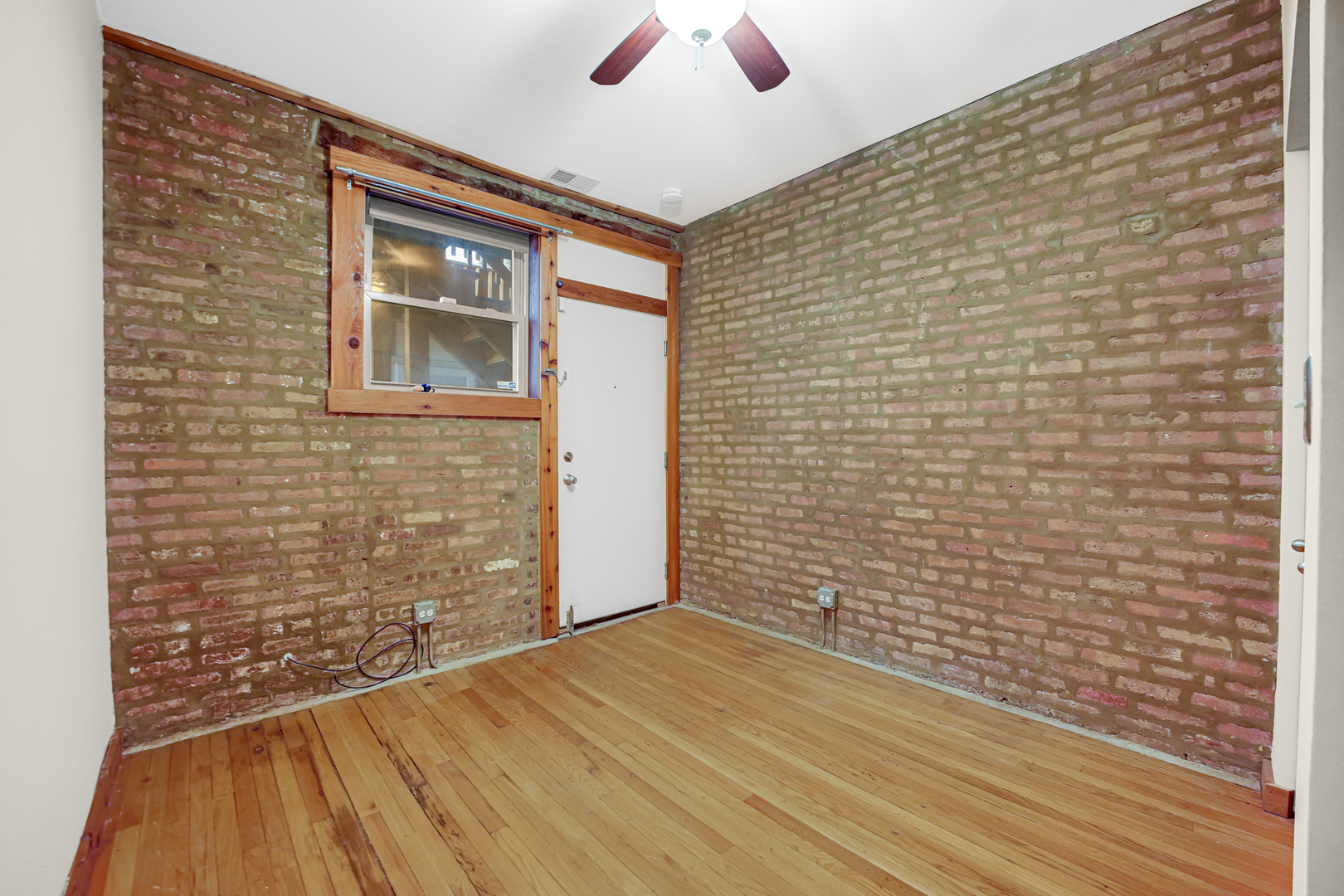 1659 W PRATT Boulevard Unit: 2B