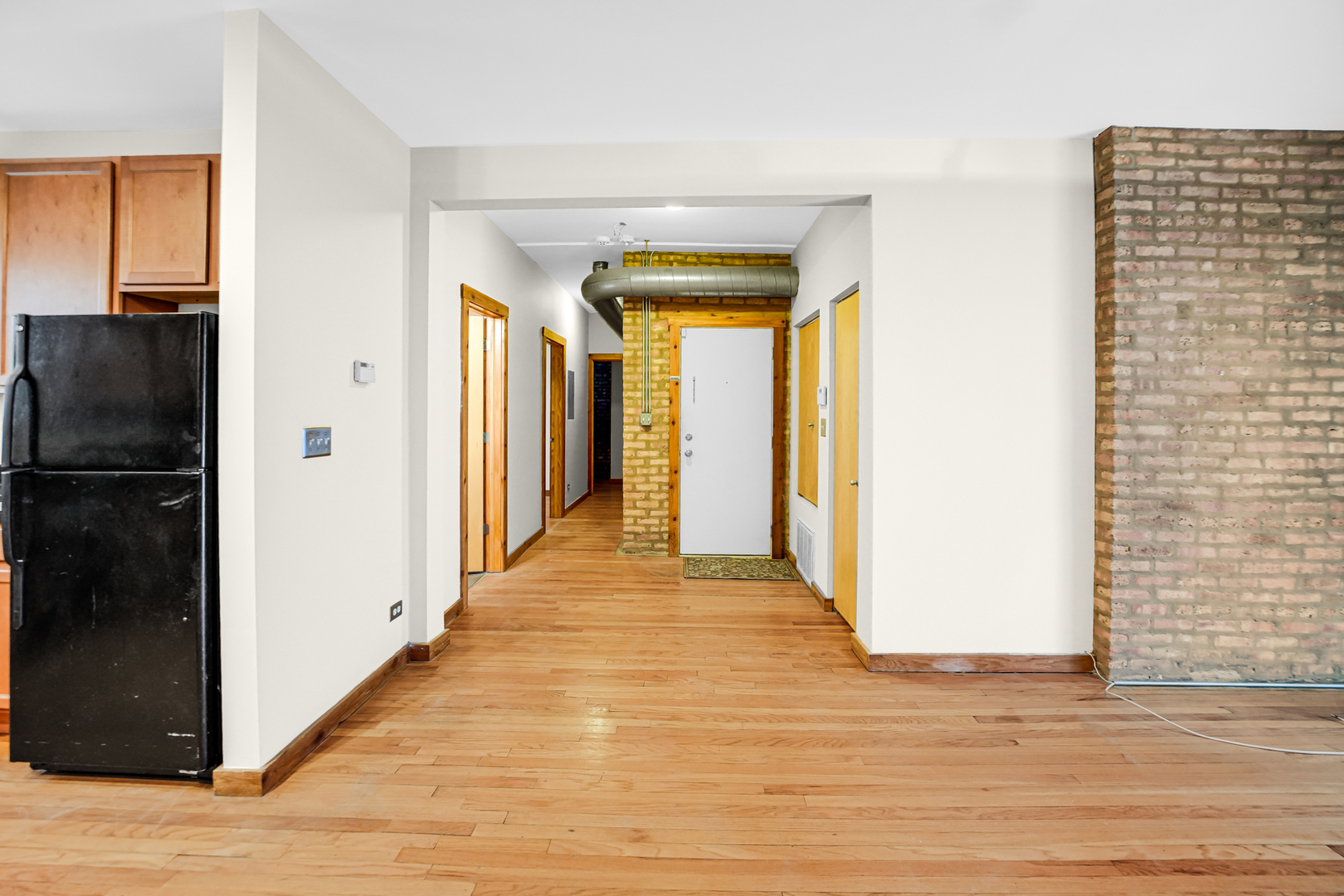 1659 W PRATT Boulevard Unit: 2B