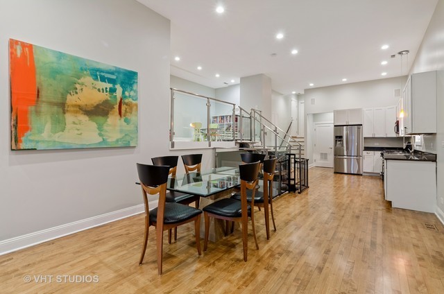 1931 N DAMEN Avenue Unit: 1S