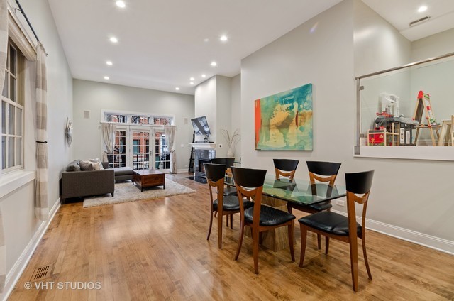 1931 N DAMEN Avenue Unit: 1S