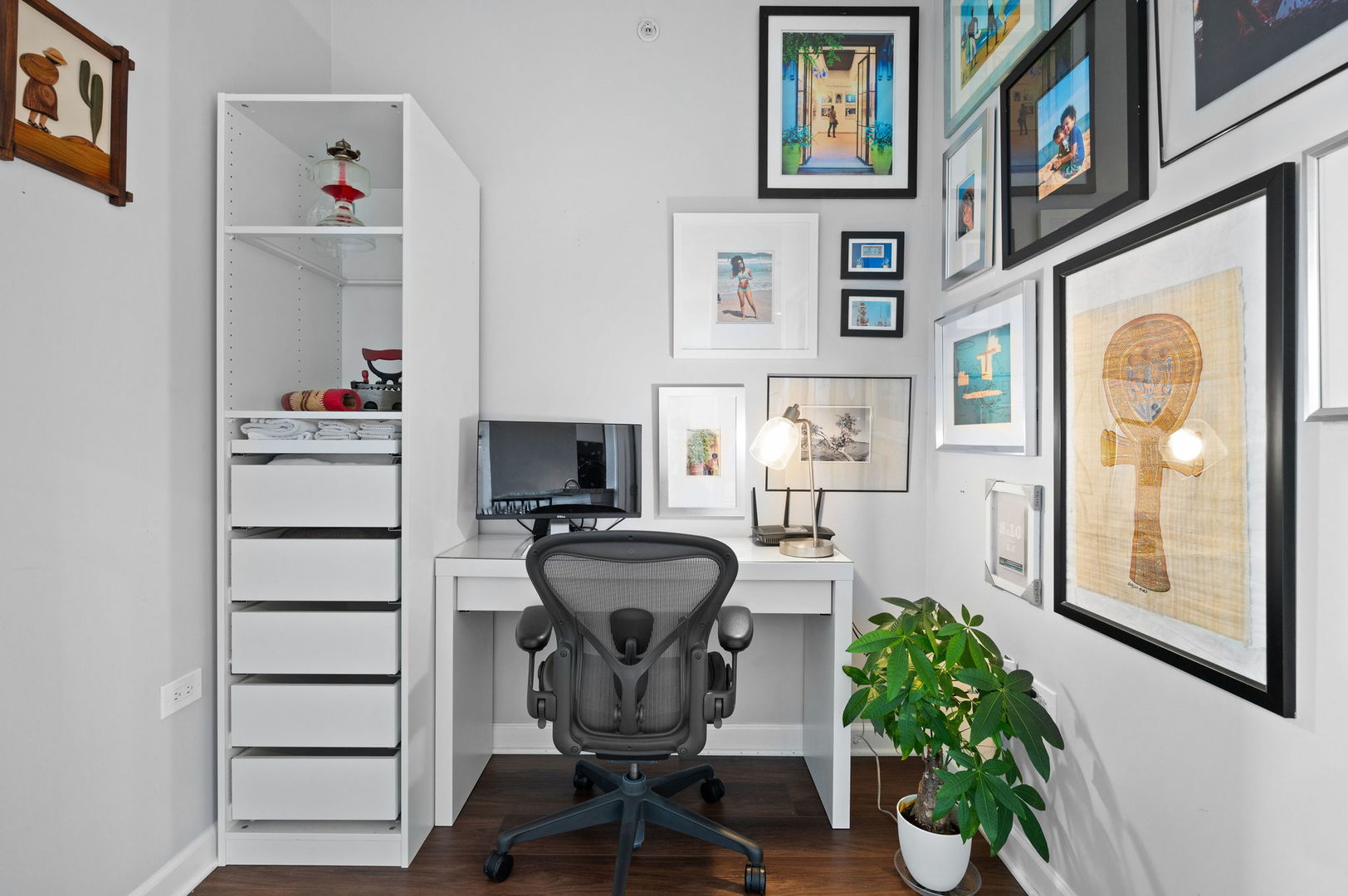 100 E 14th Street Unit: 2809