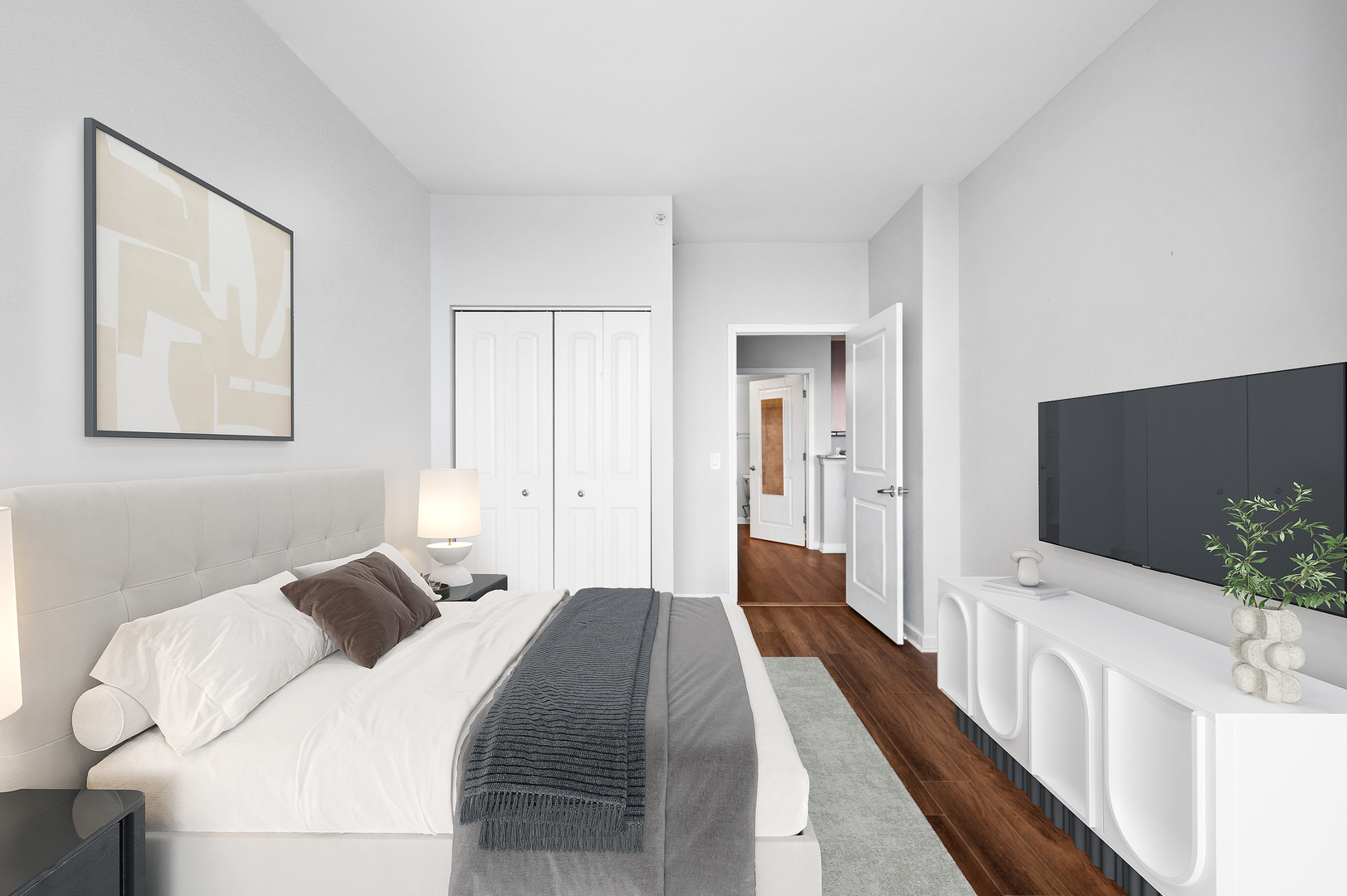 100 E 14th Street Unit: 2809