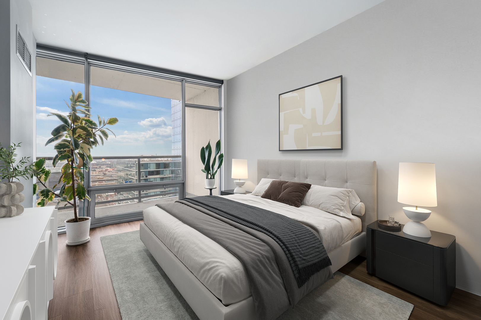 100 E 14th Street Unit: 2809