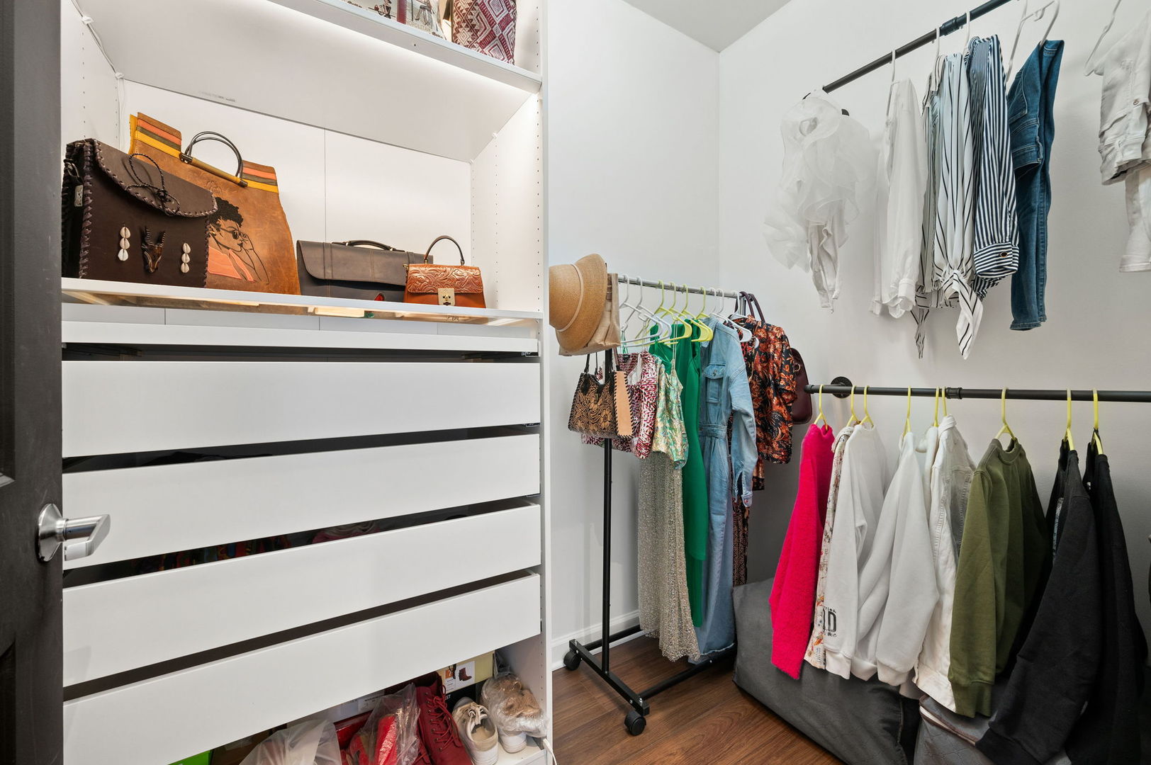 100 E 14th Street Unit: 2809